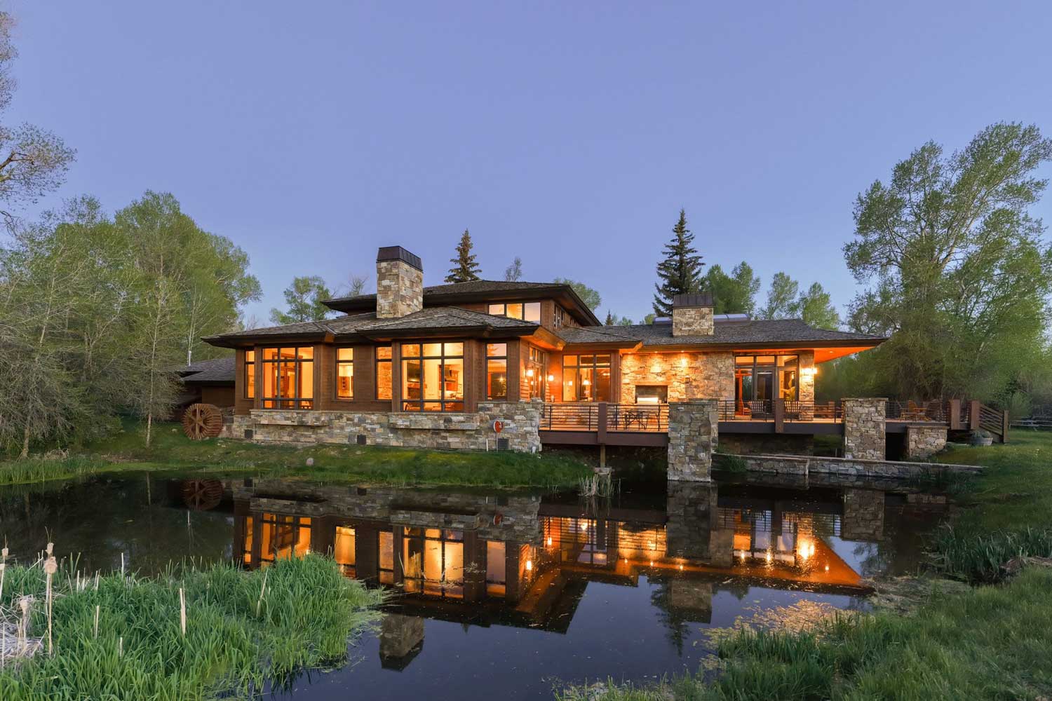 exterior_water_house_sanctuary_18