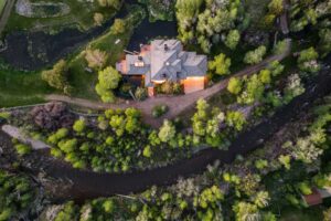 exterior_water_house_sanctuary_27